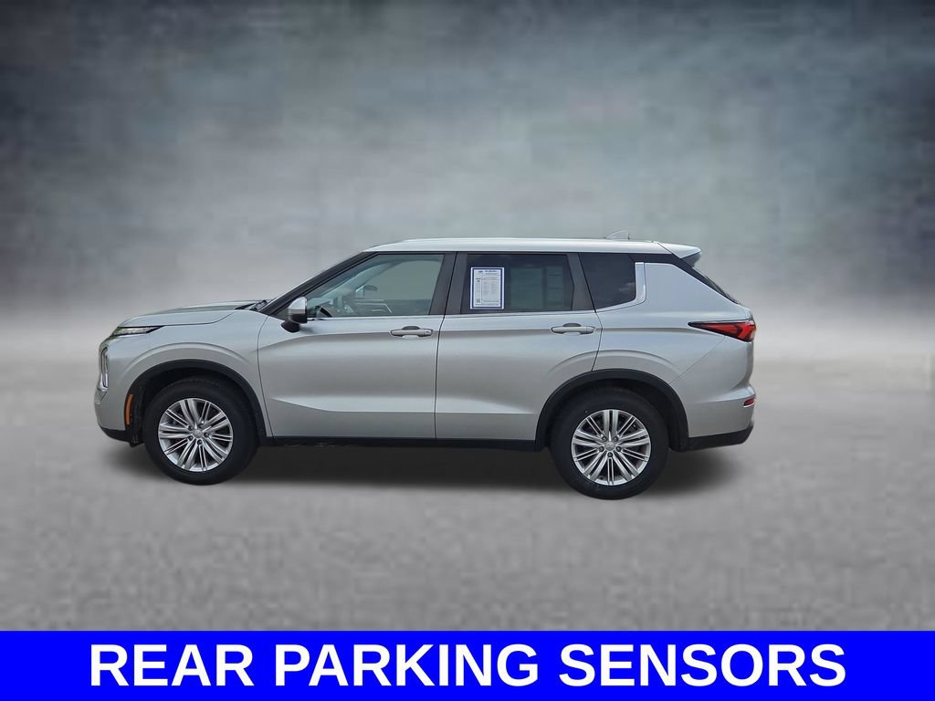 Used 2022 Mitsubishi Outlander ES AWD/4WD image 8