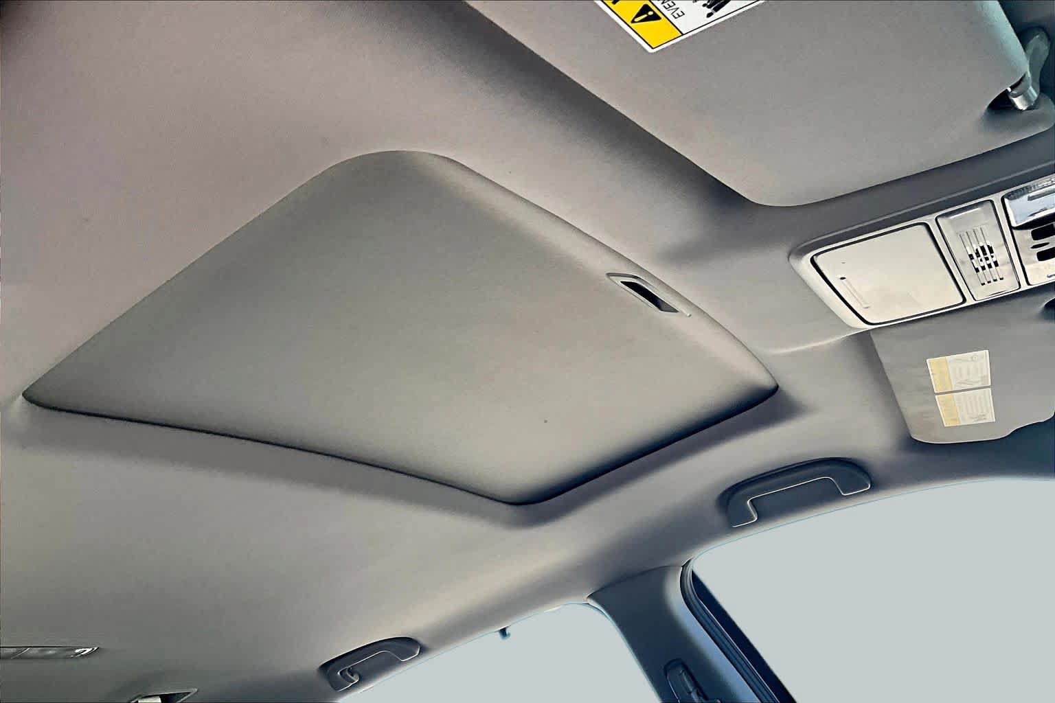 Used 2021 Honda Pilot Special Edition image 13
