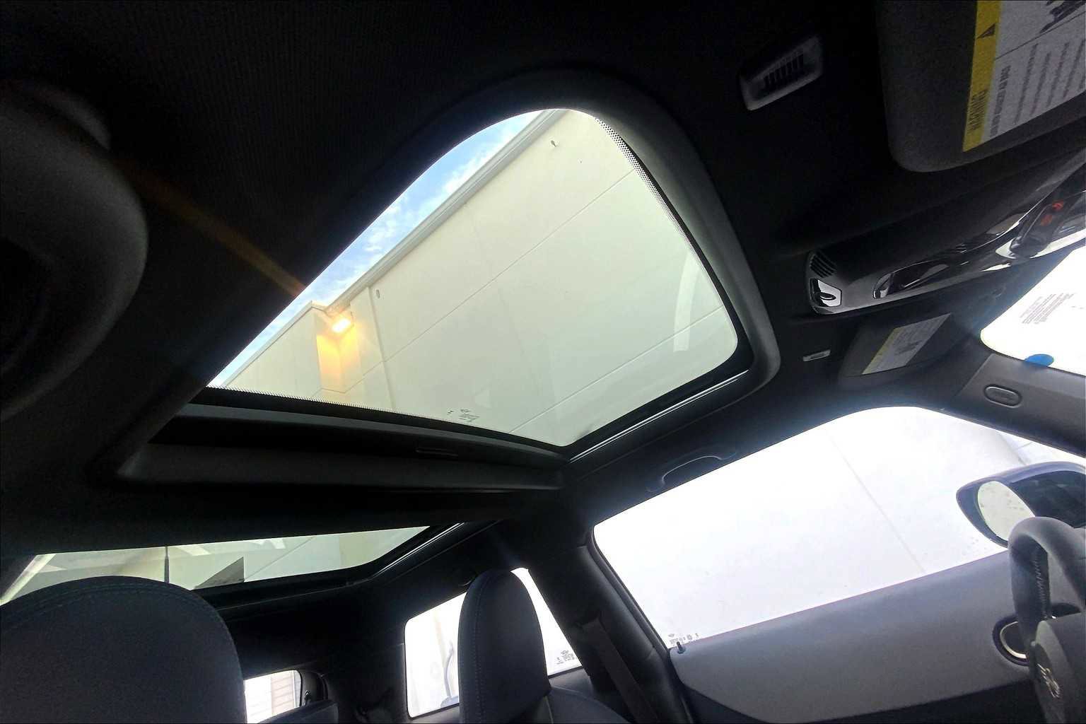 Used 2025 MINI Cooper S image 13