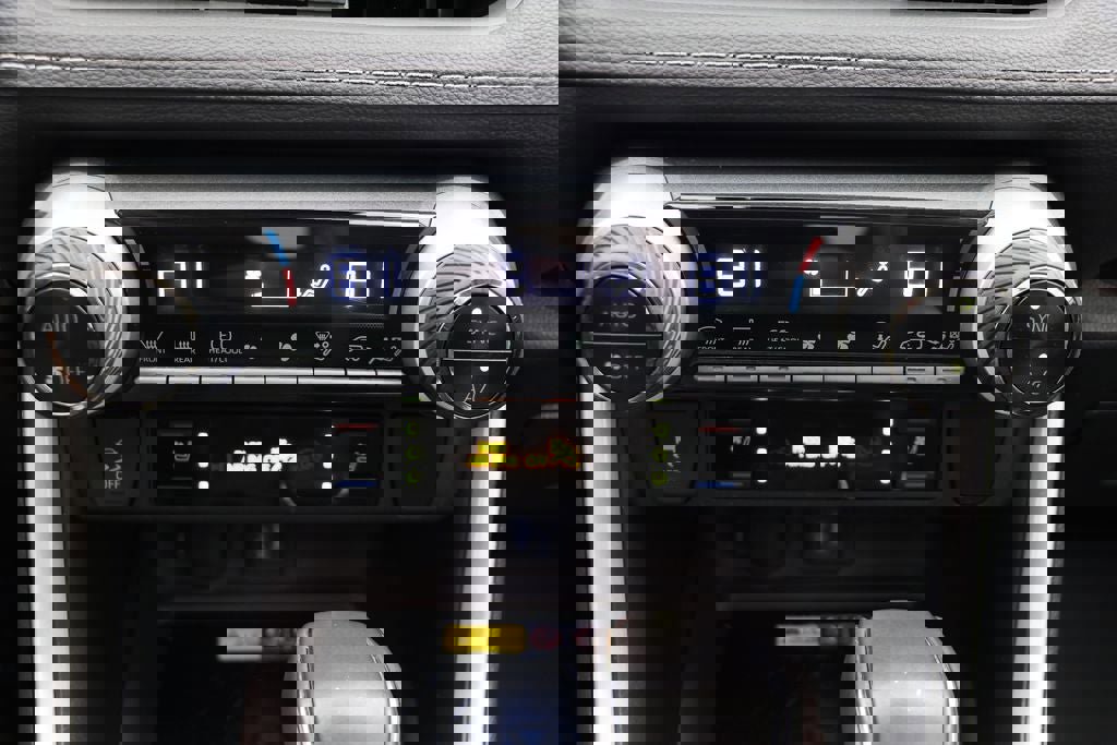 Used 2023 Toyota RAV4 Limited image 21