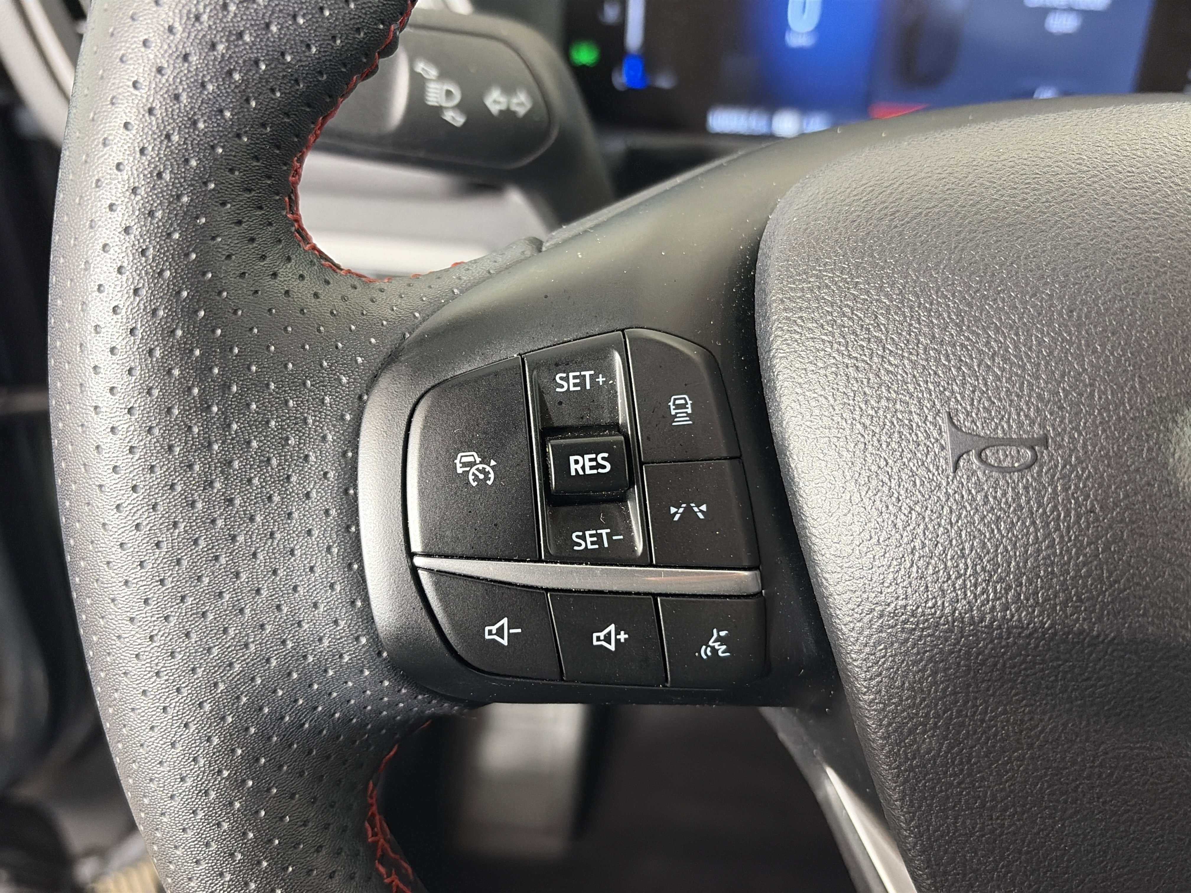 Used 2024 Ford Escape ST-Line w/ Tech Pack #1 image 30