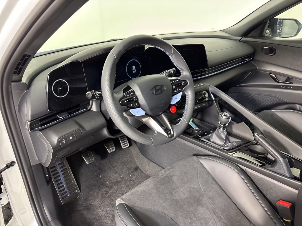 New 2026 Hyundai Elantra N FWD image 15