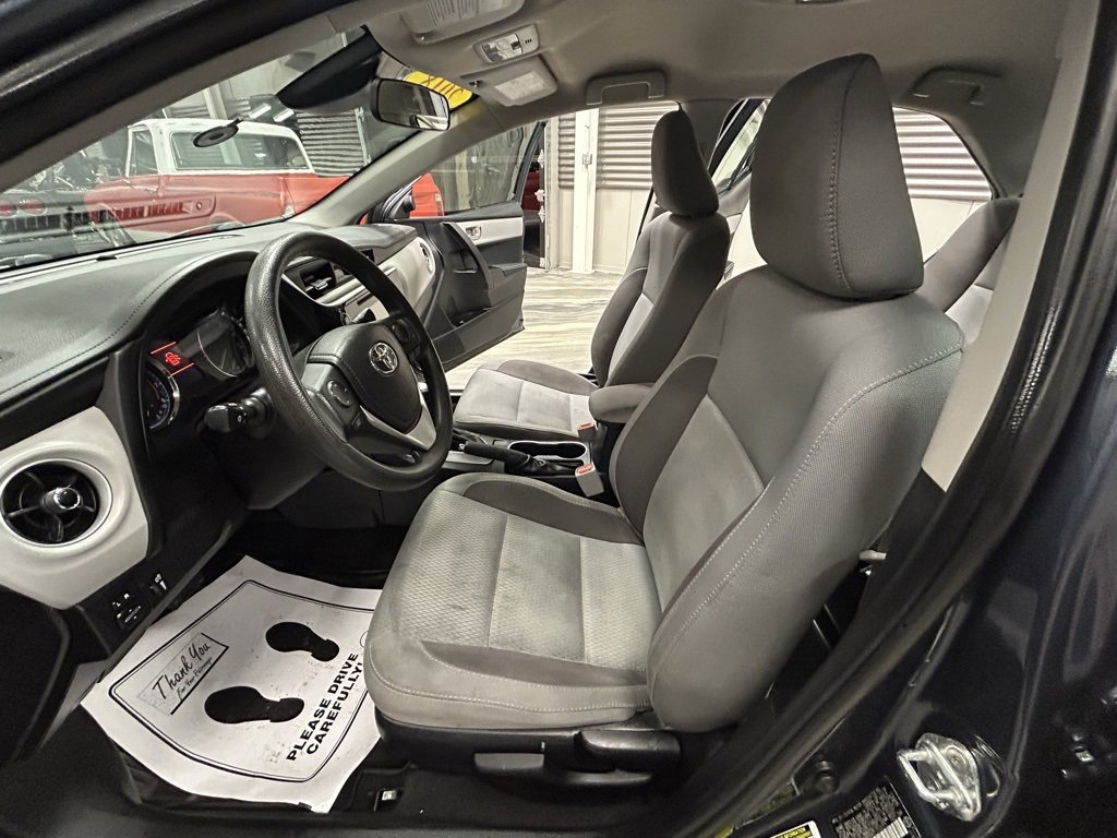 Used 2018 Toyota Corolla LE image 49