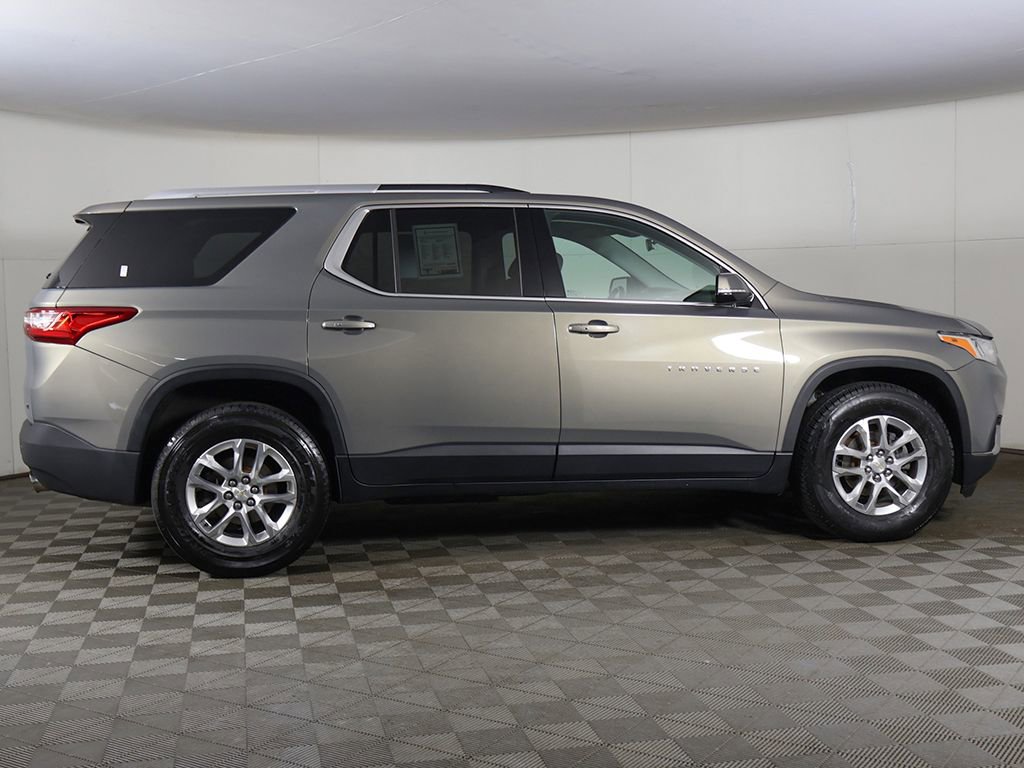 Used 2018 Chevrolet Traverse LT image 17