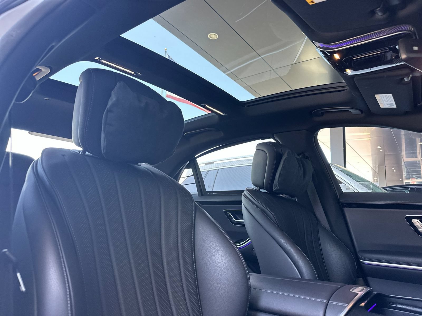 Certified 2022 Mercedes-Benz S 500 4MATIC image 18