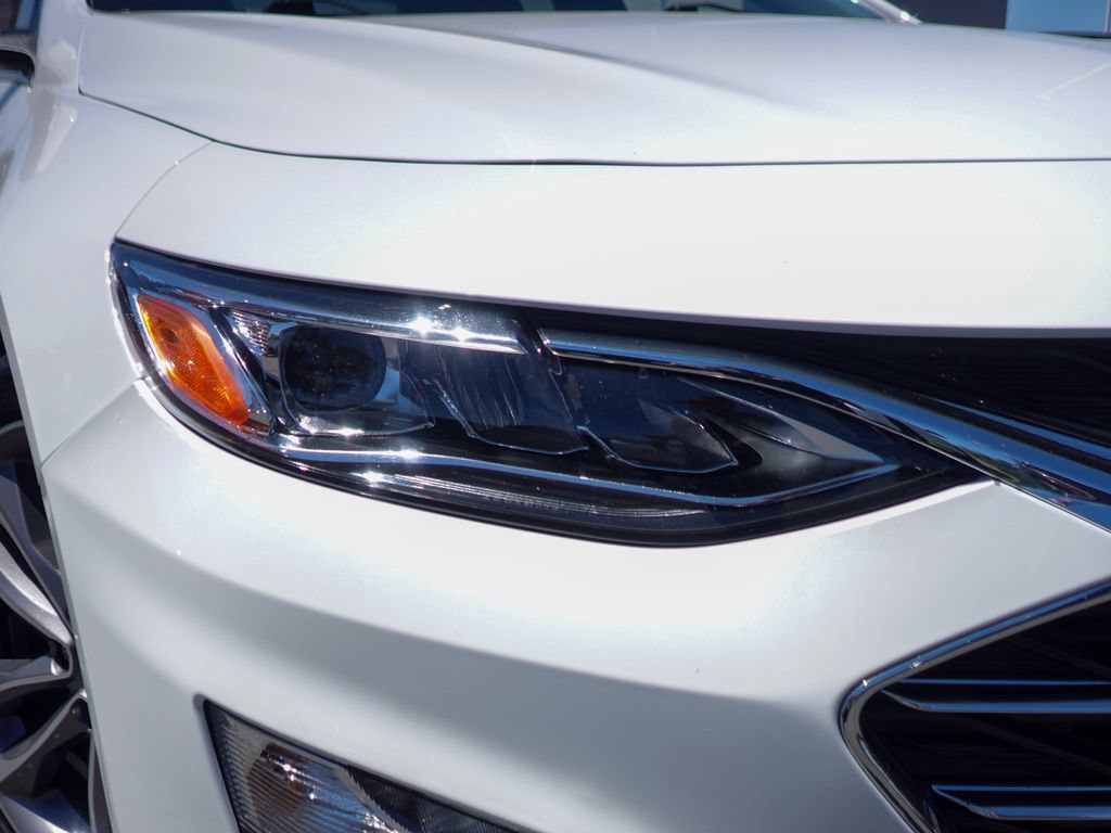 Used 2024 Chevrolet Malibu LT FWD image 3