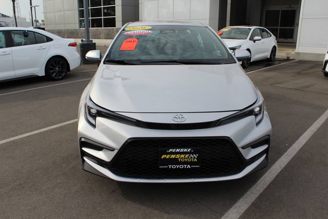 Certified 2026 Toyota Corolla SE FWD image 3