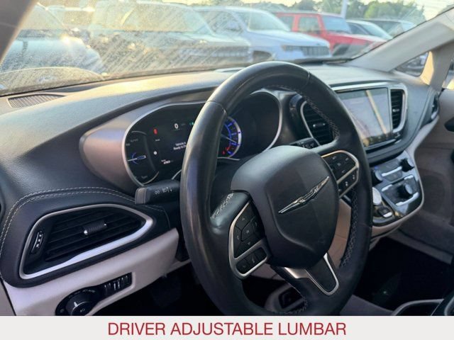 Certified 2023 Chrysler Pacifica Touring-L FWD image 9