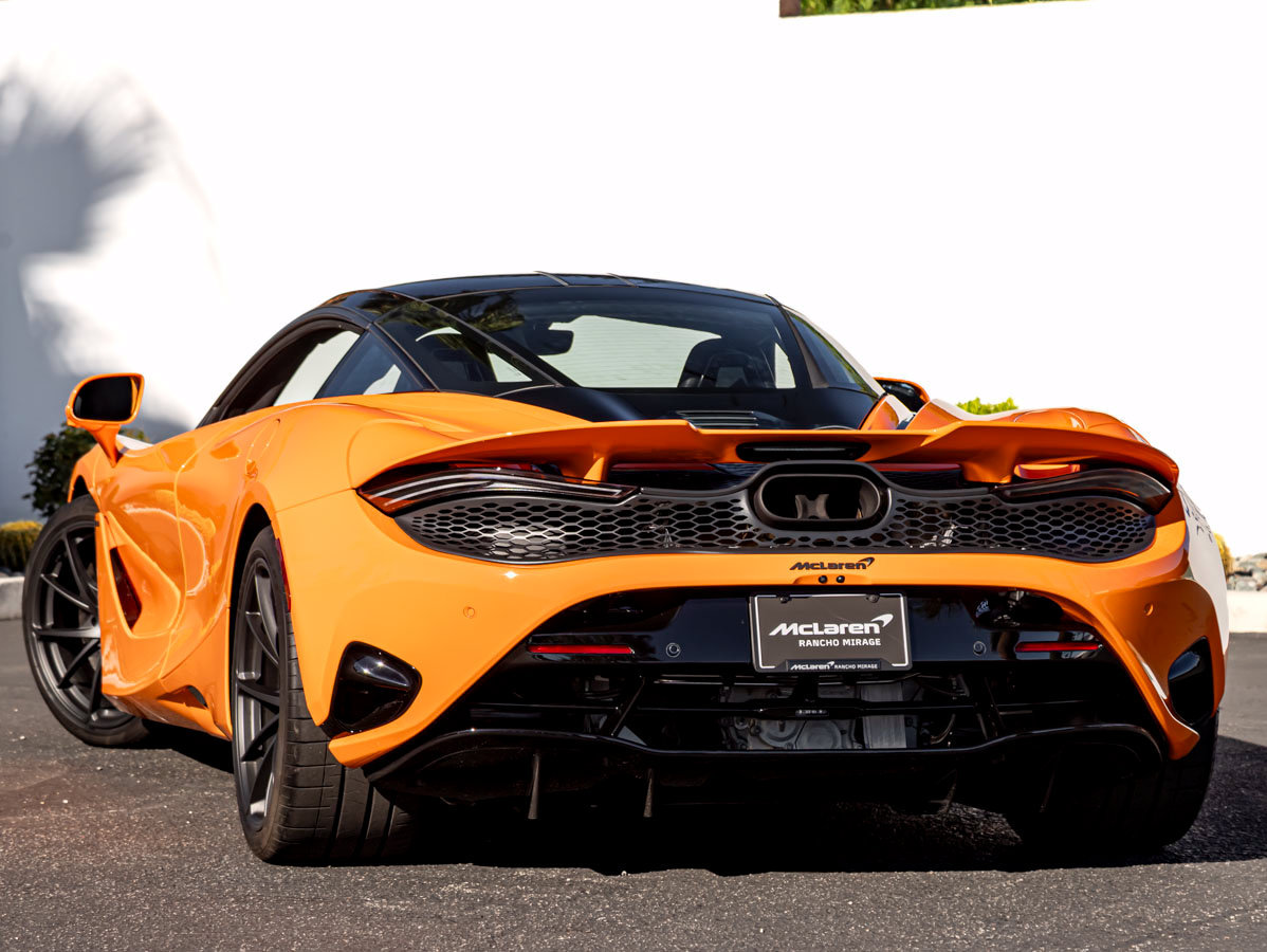 Used 2025 McLaren 750S RWD image 10