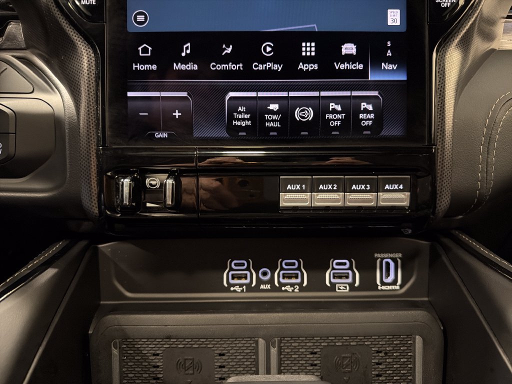 Used 2026 RAM 3500 Limited AWD/4WD image 7