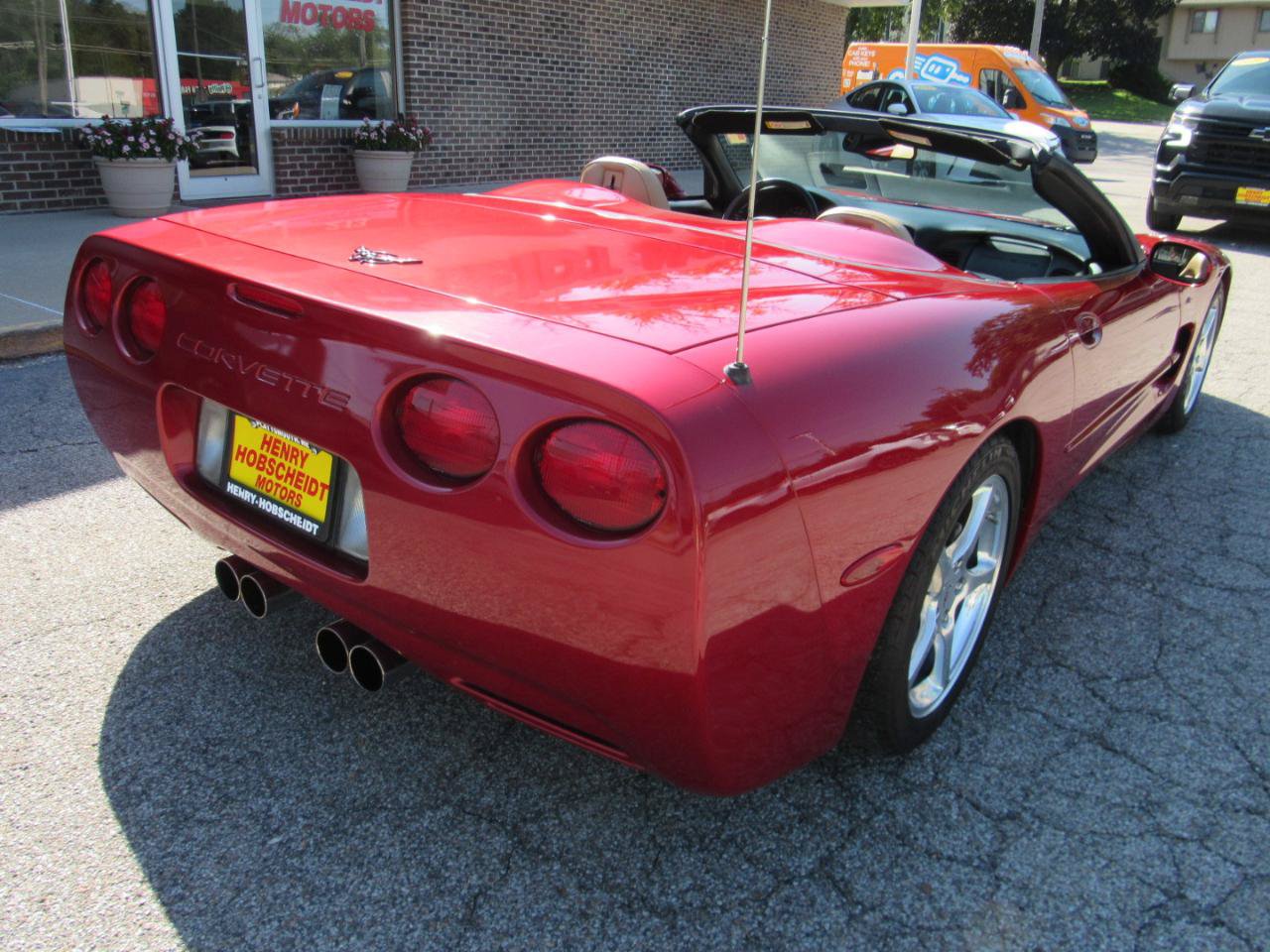 Used 2004 Chevrolet Corvette Convertible w/ Preferred Equipment Group RWD image 11