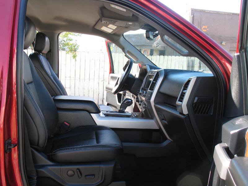 Used 2019 Ford F150 Lariat w/ Trailer Tow Package image 38