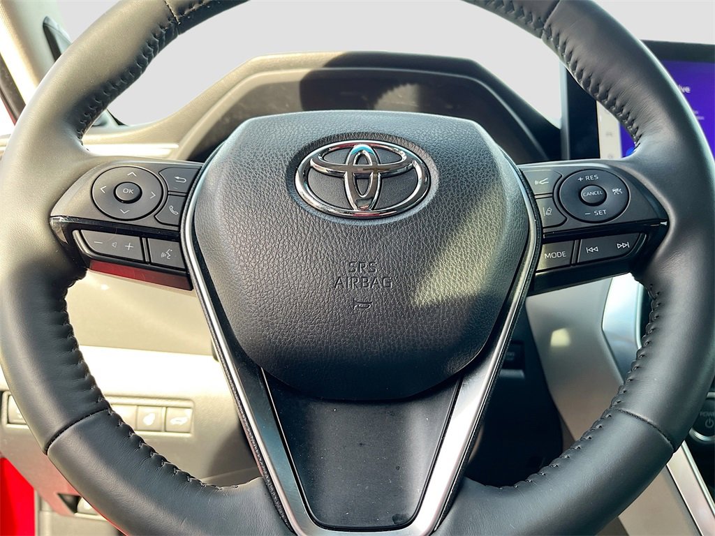 Used 2024 Toyota Venza Limited image 11