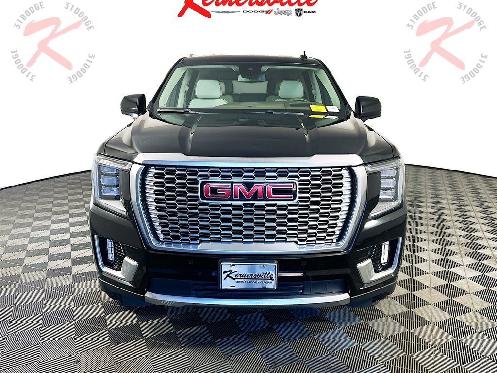 Used 2023 GMC Yukon XL Denali image 2