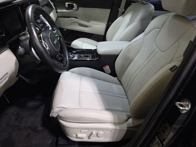 Used 2023 Kia Sorento SX Prestige image 19