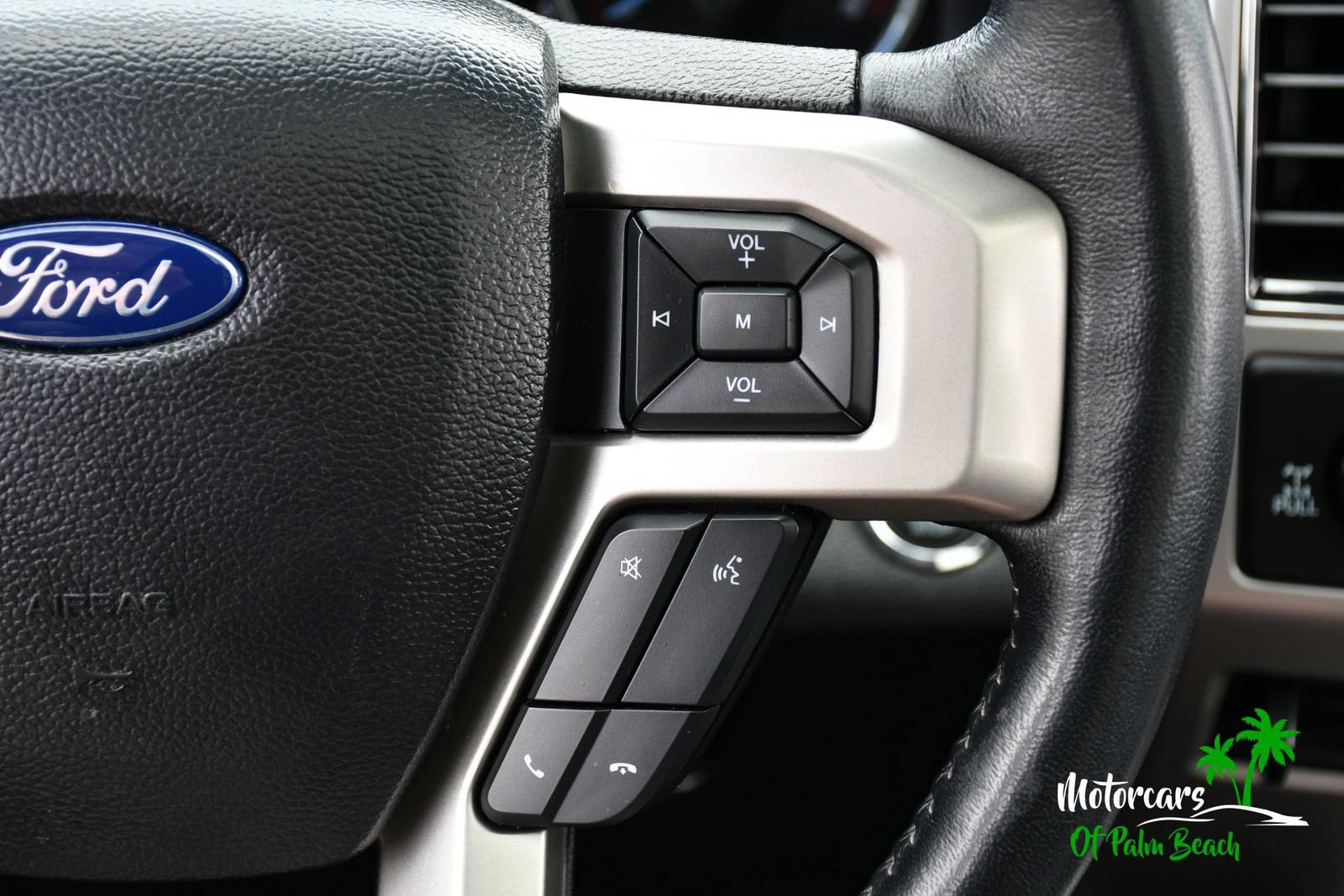 Used 2021 Ford F250 Lariat w/ Lariat Ultimate Package AWD/4WD image 46