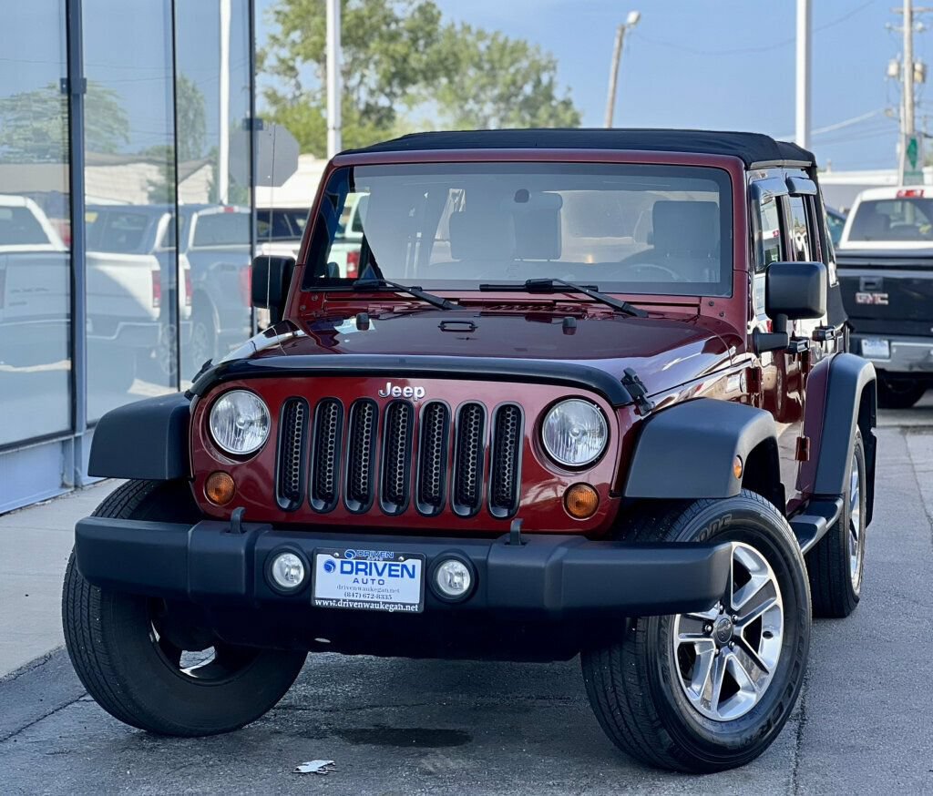 Used 2010 Jeep Wrangler Unlimited Sport AWD/4WD image 21