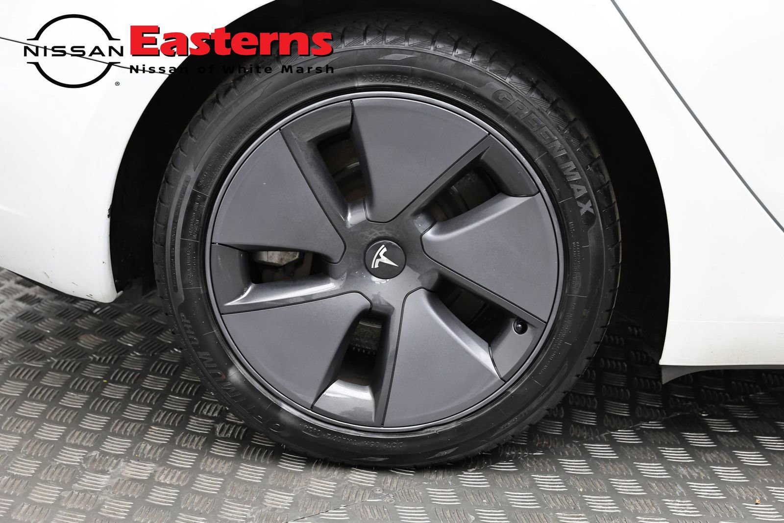 Used 2023 Tesla Model 3 Standard Range RWD image 8