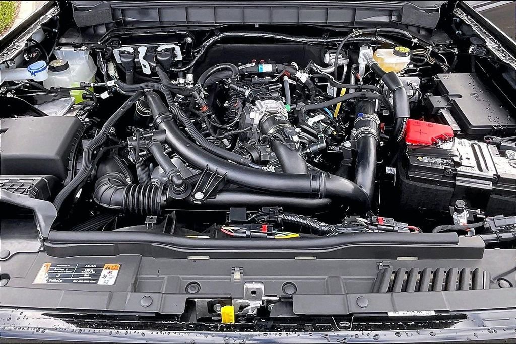 New 2025 Ford Bronco Outer Banks w/ Sasquatch Package image 11