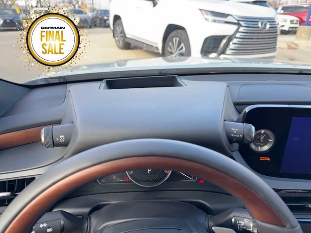 New 2025 Lexus ES 350 Ultra Luxury image 22