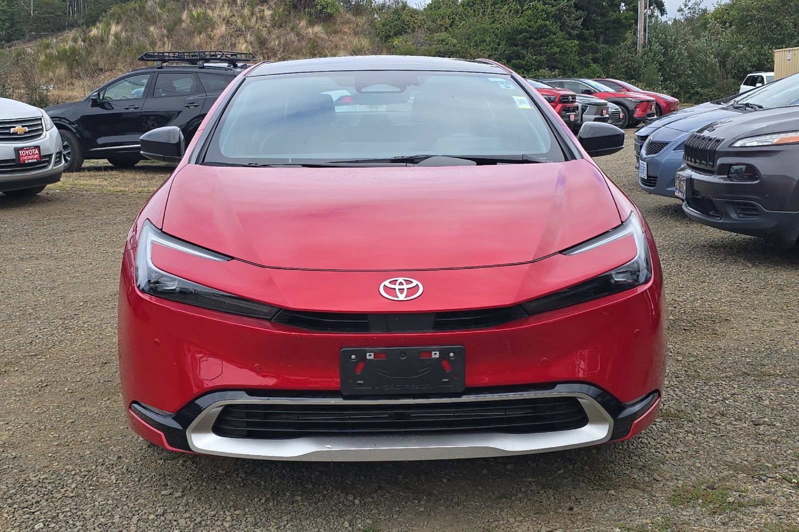 Used 2026 Toyota Prius Plug-In Hybrid FWD image 3