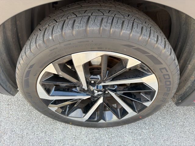 Used 2023 Mitsubishi Outlander SE image 11