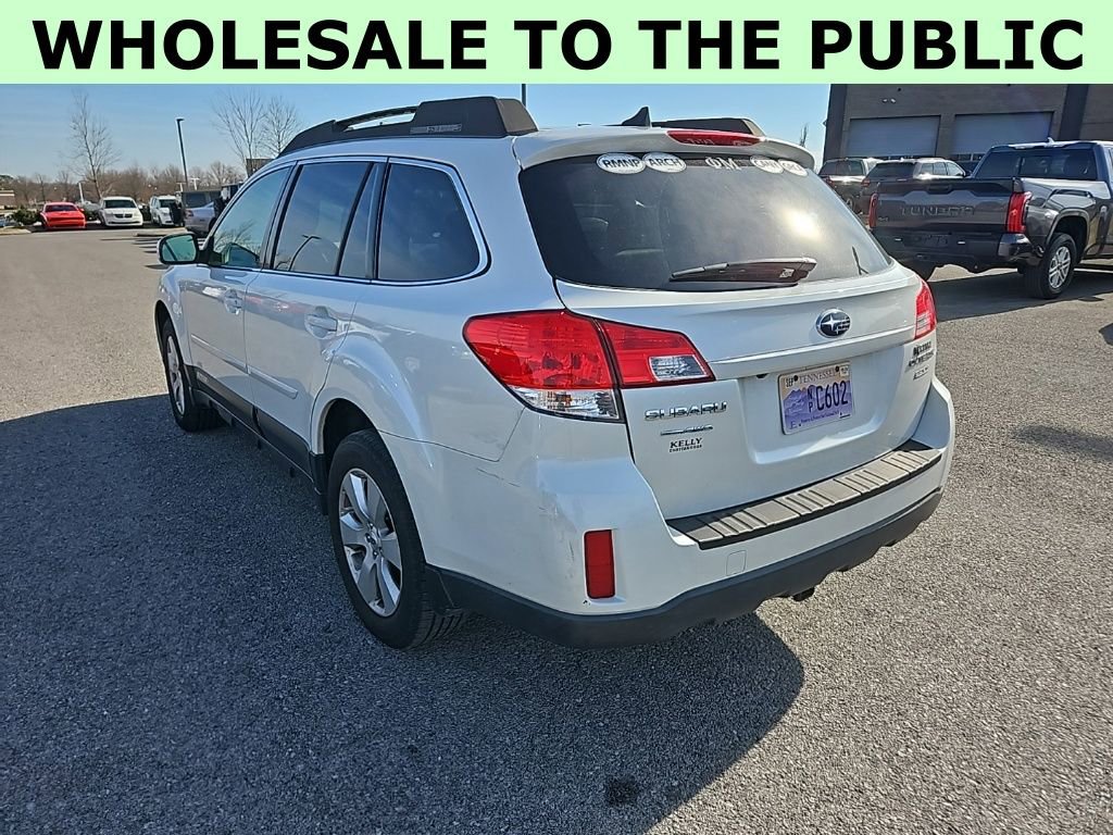 Used 2011 Subaru Outback 2.5i Limited image 5