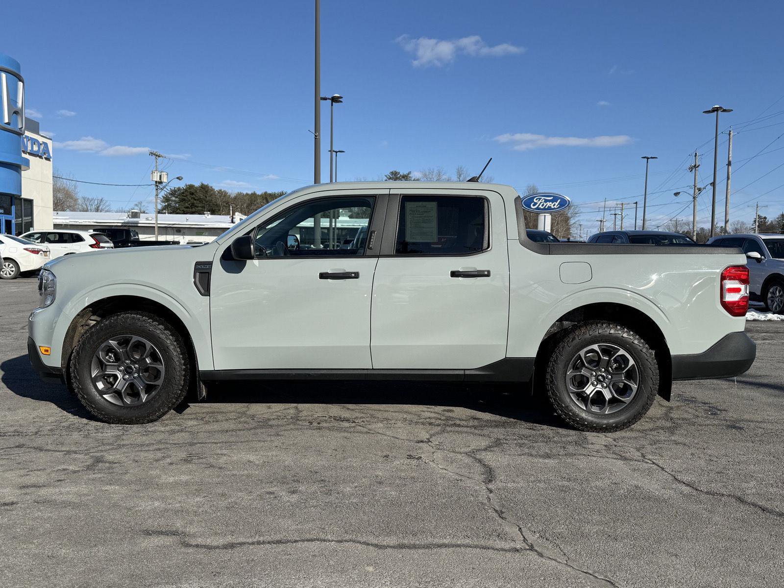 Used 2023 Ford Maverick XLT w/ Equipment Group 300A Standard image 8