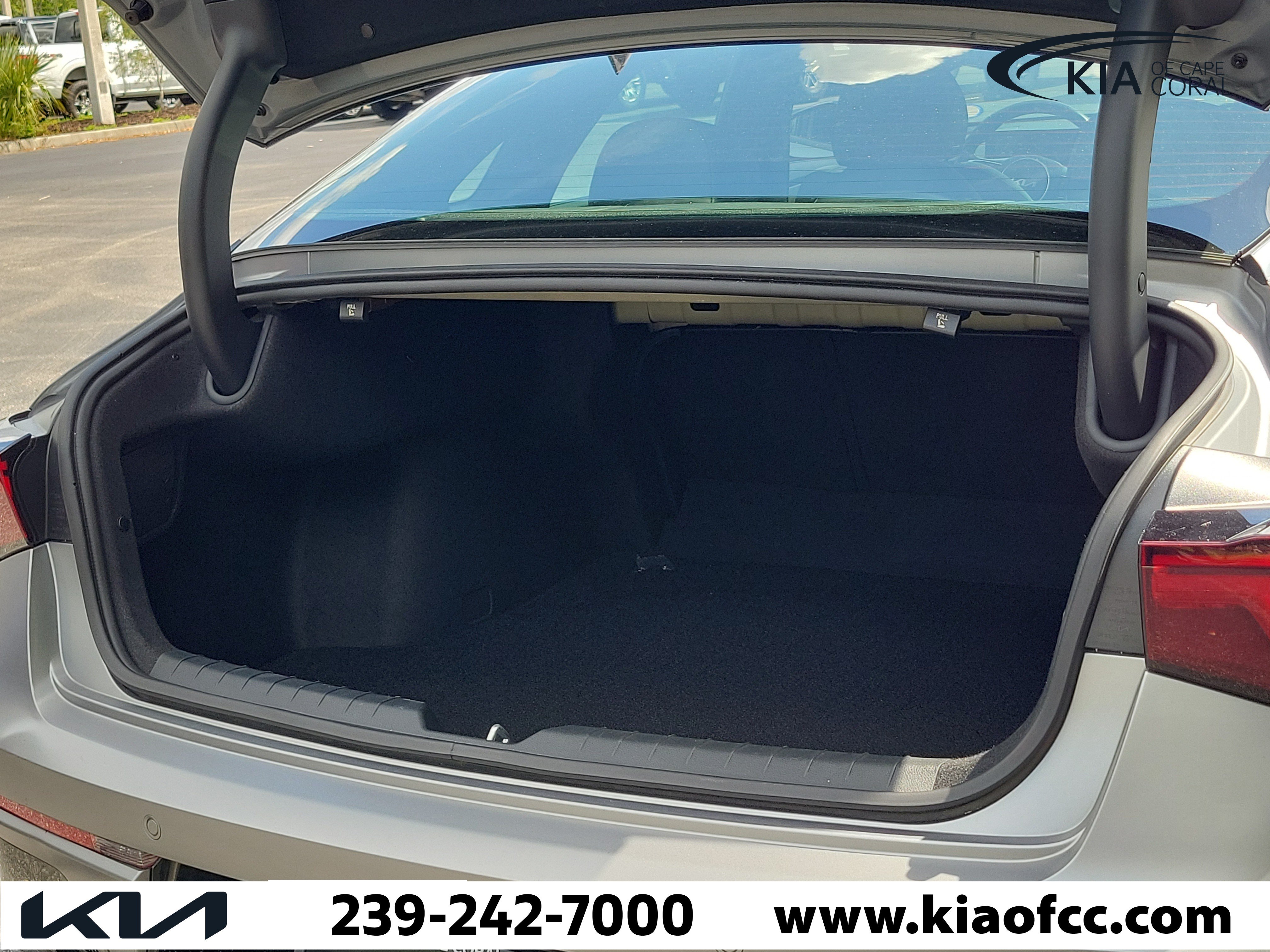 Certified 2025 Kia K5 GT-Line w/ GT-Line Premium Package FWD image 12