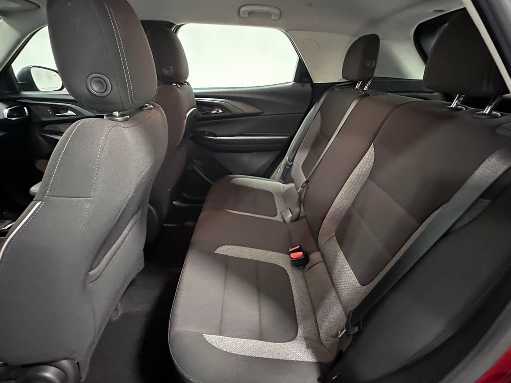 Used 2021 Chevrolet TrailBlazer LS AWD/4WD image 16