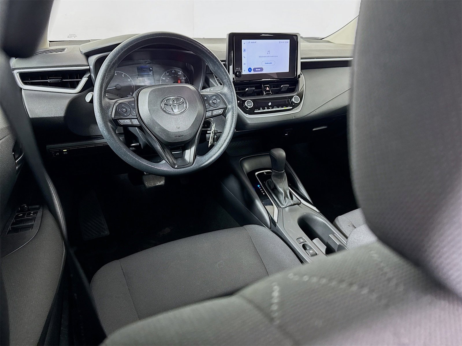 Used 2024 Toyota Corolla LE image 18