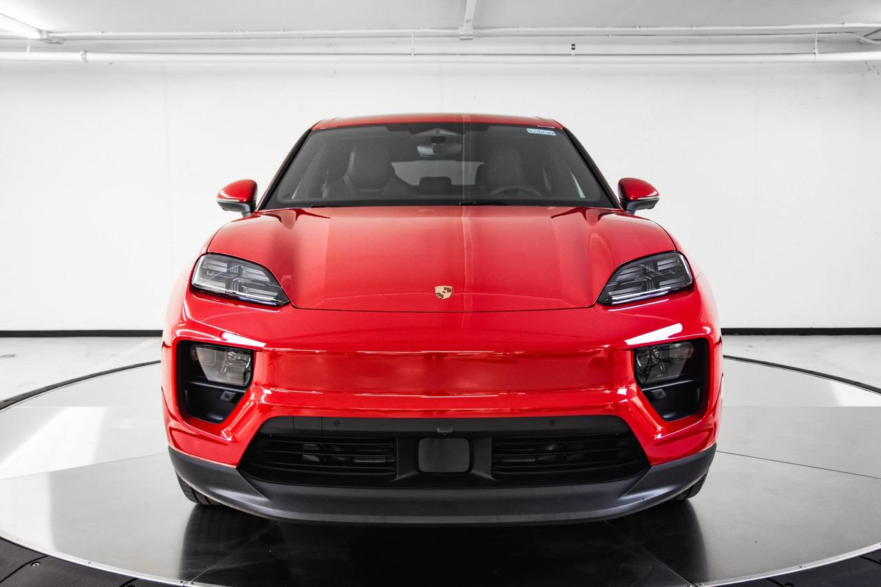 New 2026 Porsche Macan Electric RWD image 10