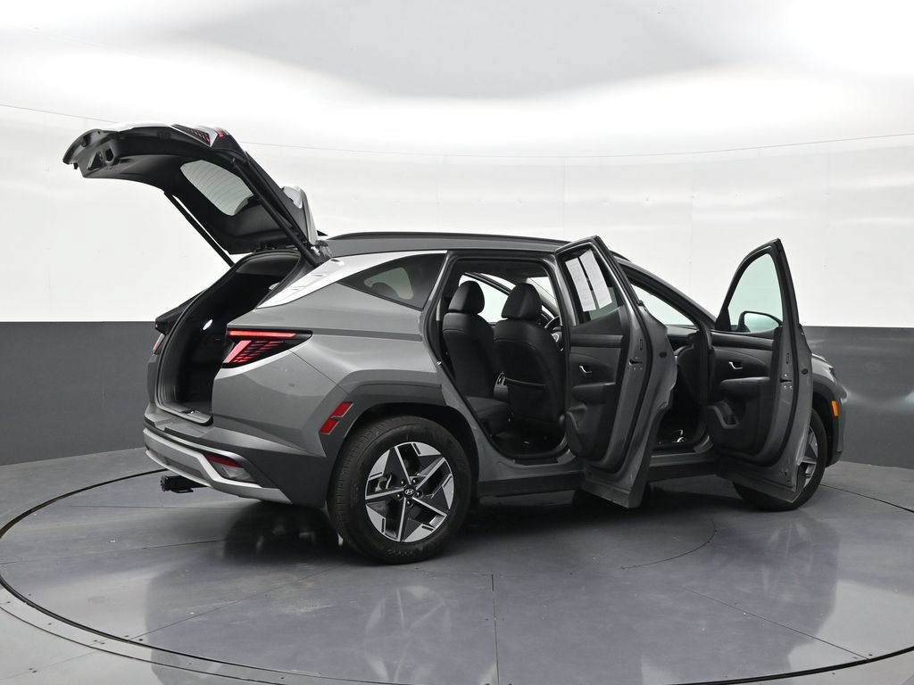 Used 2025 Hyundai Tucson SEL FWD image 29