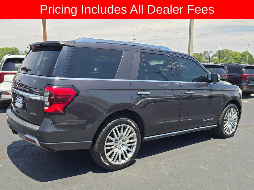 Used 2022 Ford Expedition Platinum AWD/4WD image 3