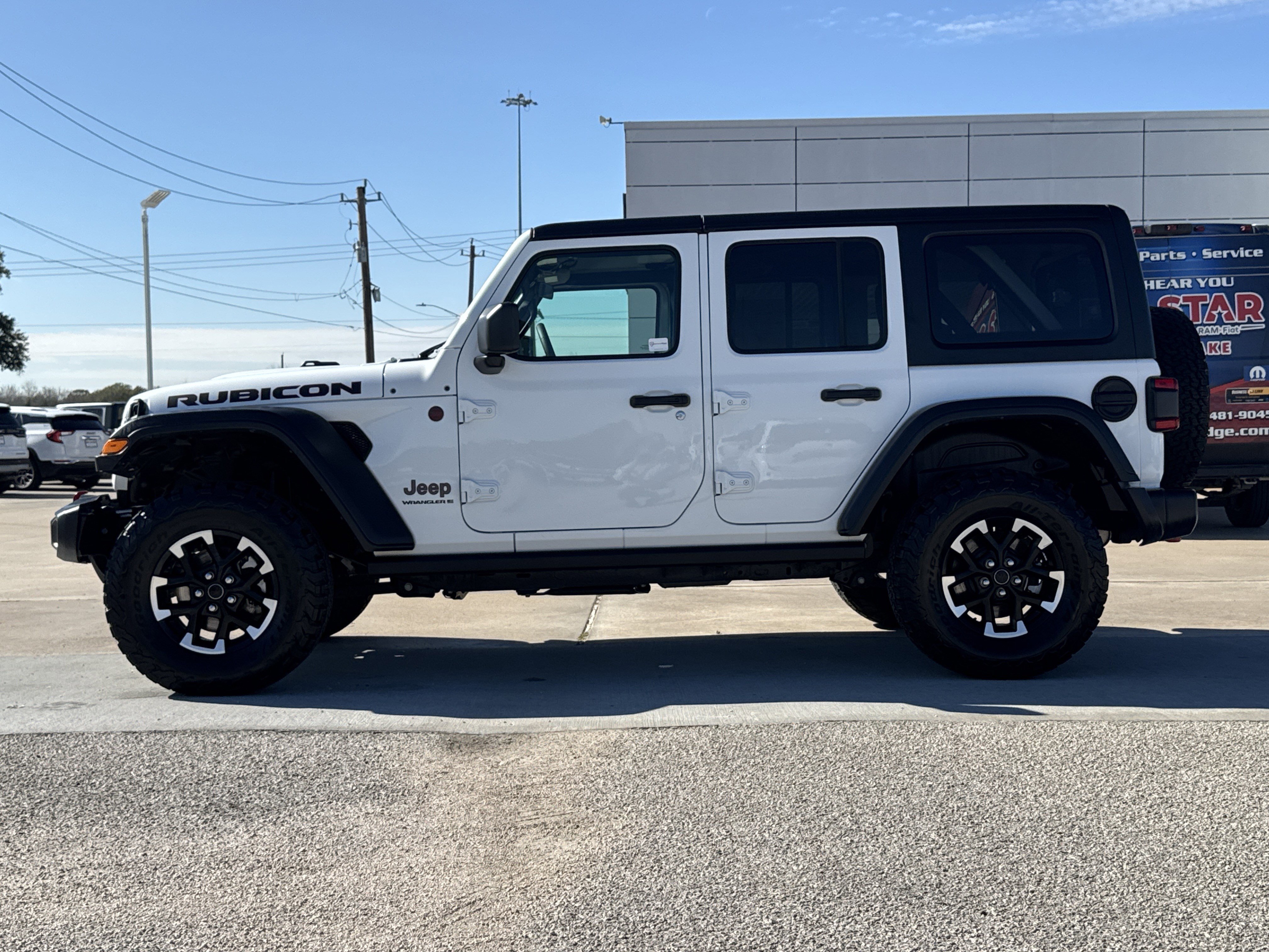 Used 2025 Jeep Wrangler Unlimited Rubicon image 15