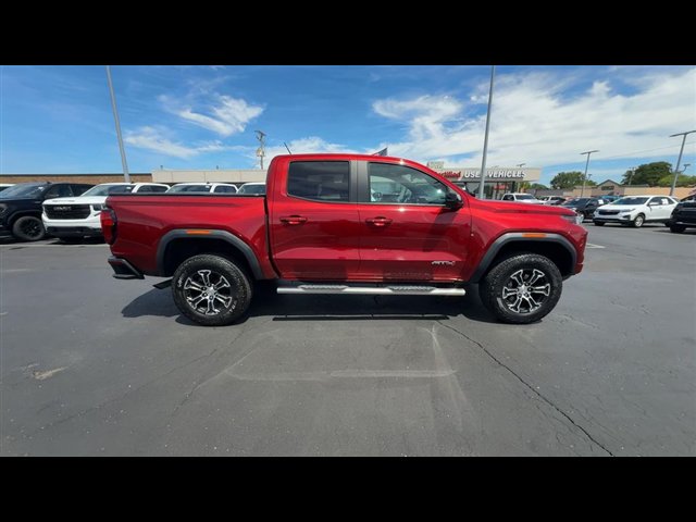 Certified 2023 GMC Canyon AT4 w/ AT4 Premium Package AWD/4WD image 9