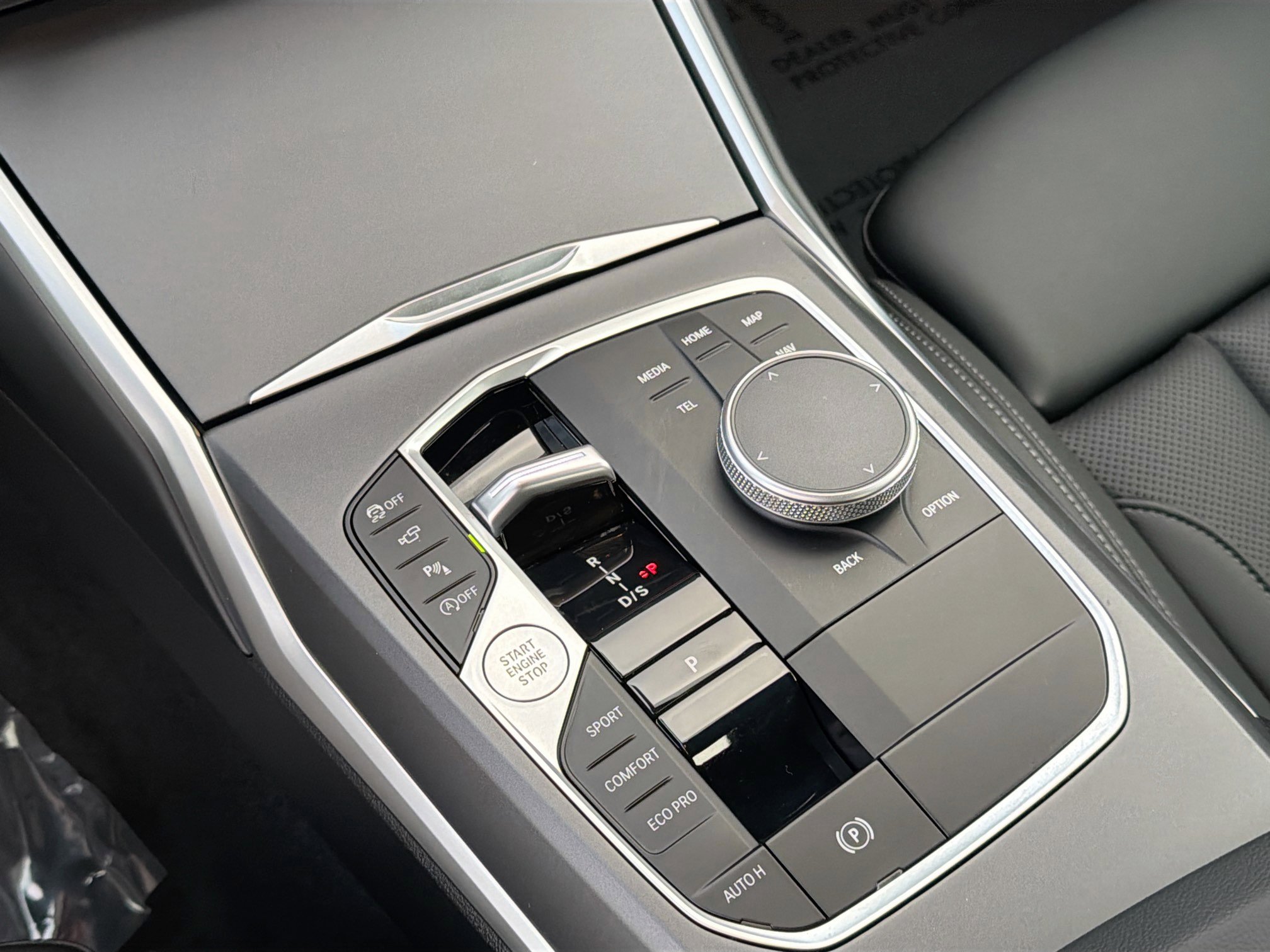 Used 2025 BMW 230i Coupe w/ M Sport Package image 27