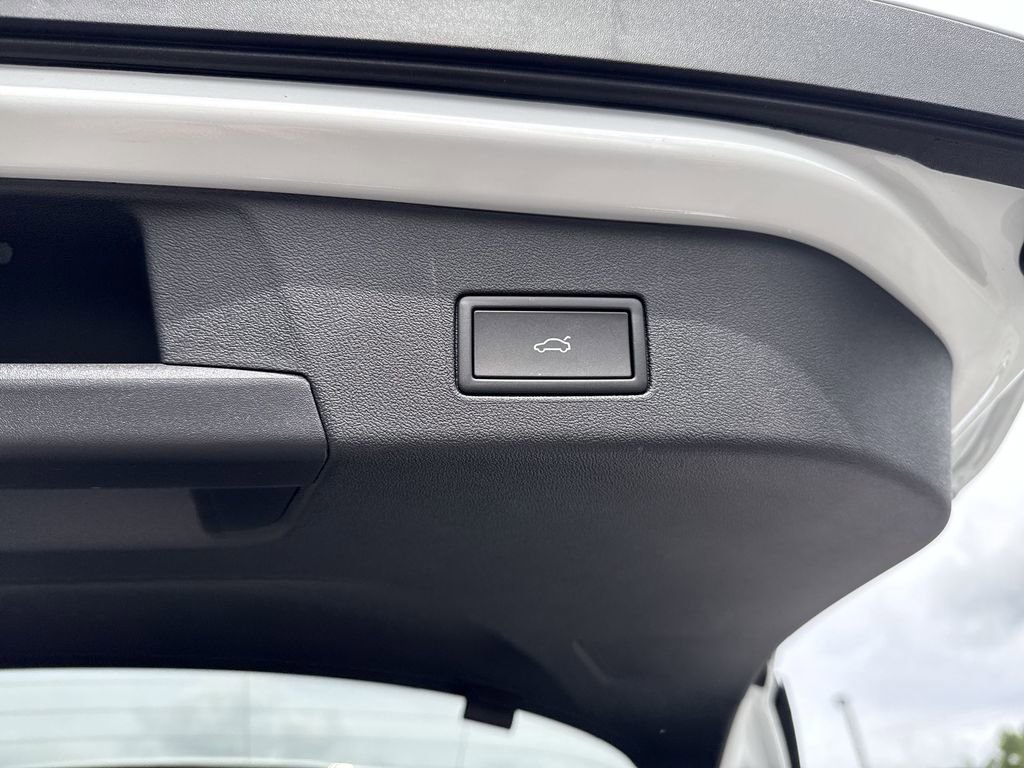 New 2025 Volkswagen ID.4 Pro S image 46