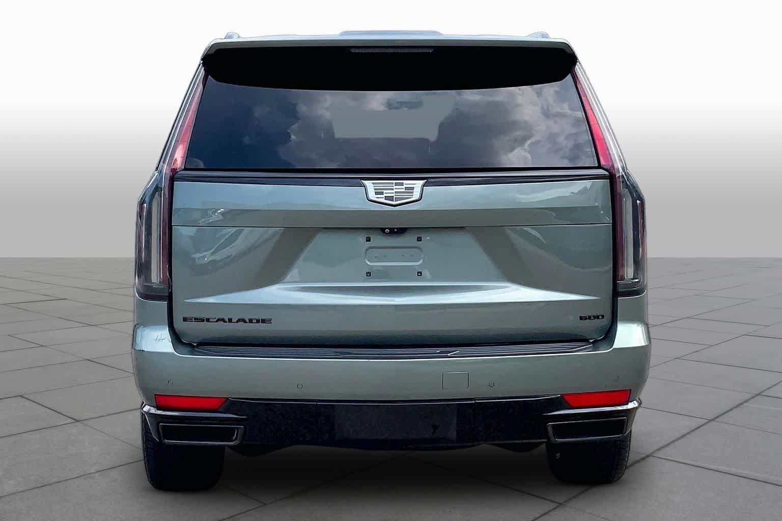 Used 2023 Cadillac Escalade Sport Platinum w/ LPO, ONYX Package AWD/4WD image 5