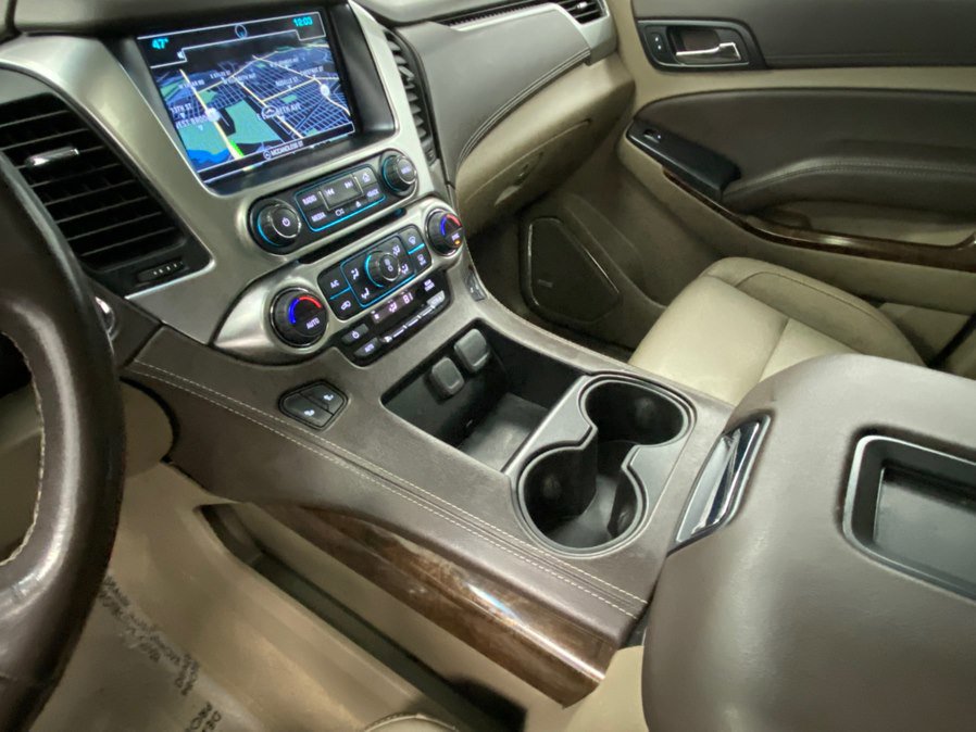 Used 2019 Chevrolet Tahoe LT w/ LT Signature Package AWD/4WD image 29