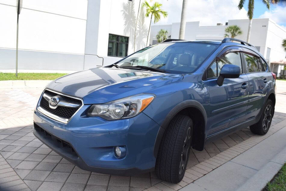 Used 2014 Subaru Crosstrek 2.0i Premium AWD/4WD image 2