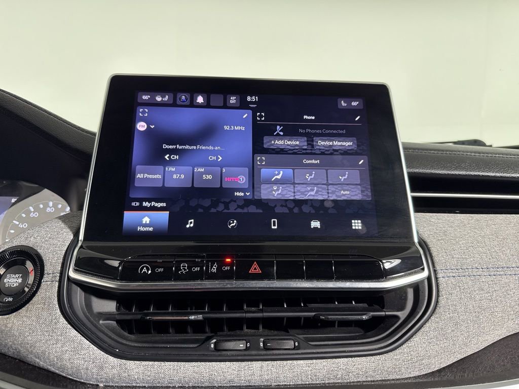 Used 2022 Jeep Compass Latitude w/ Sun and Sound Group image 28