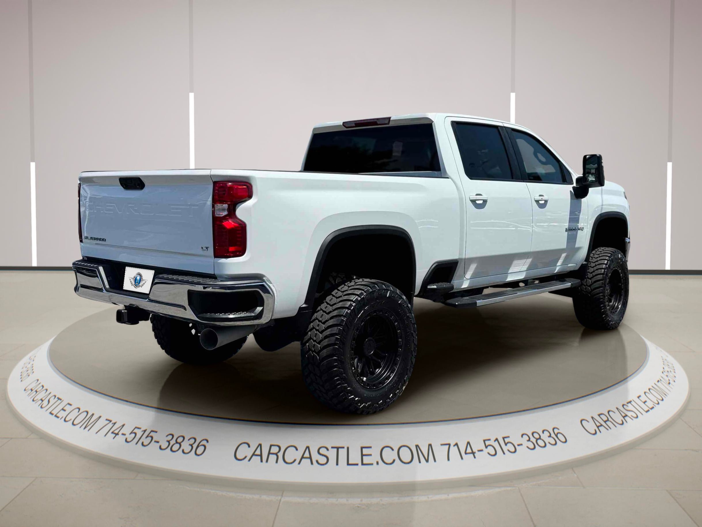 Used 2024 Chevrolet Silverado 2500 LT AWD/4WD image 5