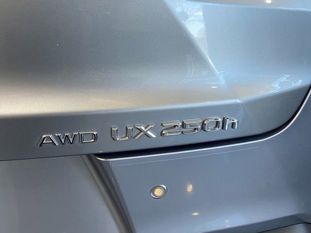 Certified 2024 Lexus UX 250h AWD w/ Premium Package image 31