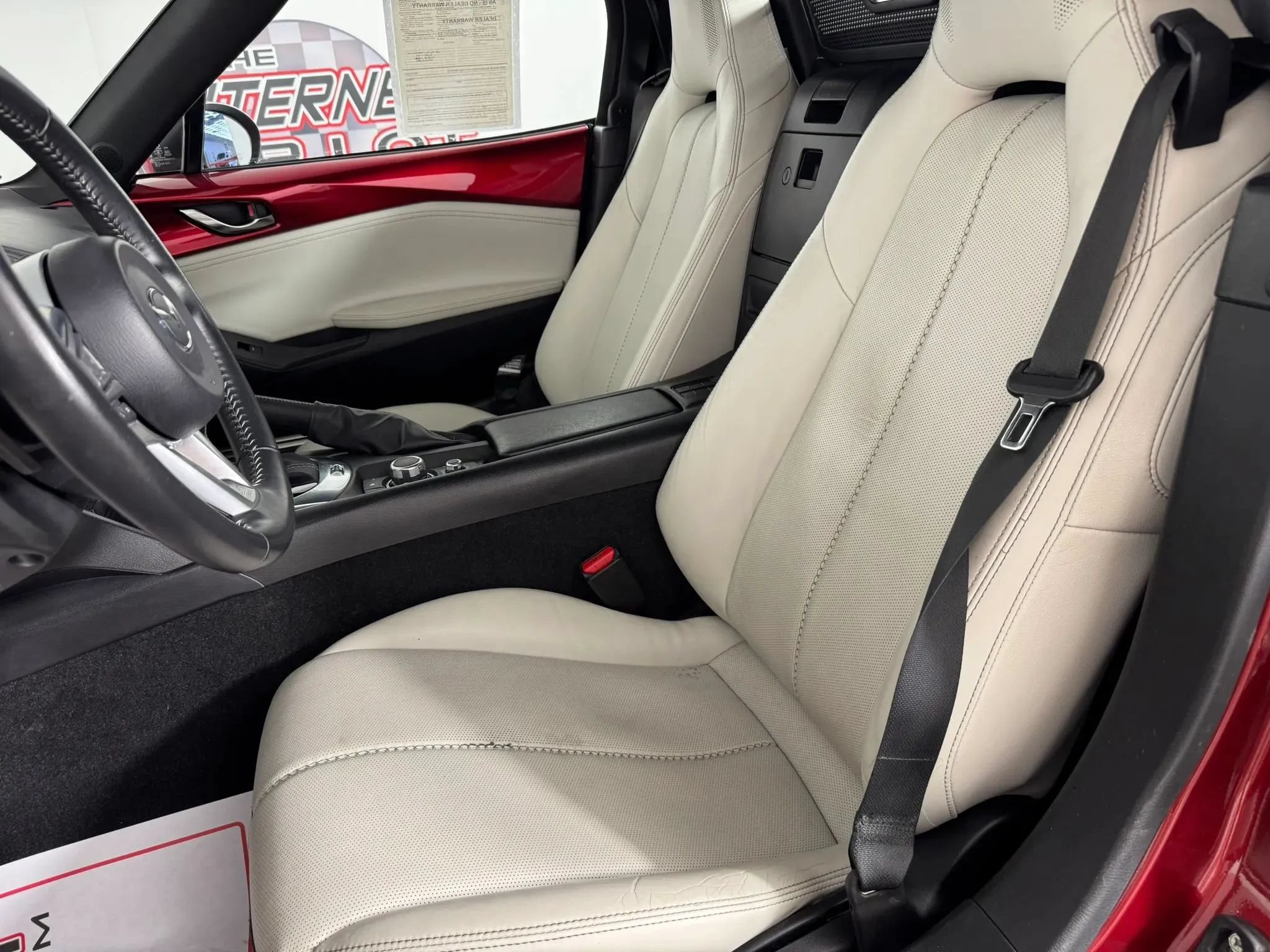 Used 2021 MAZDA MX-5 Miata Grand Touring RWD image 35