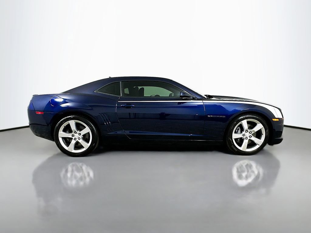 Used 2011 Chevrolet Camaro SS RWD image 9