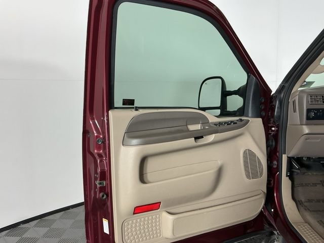Used 2004 Ford F250 XLT AWD/4WD image 10