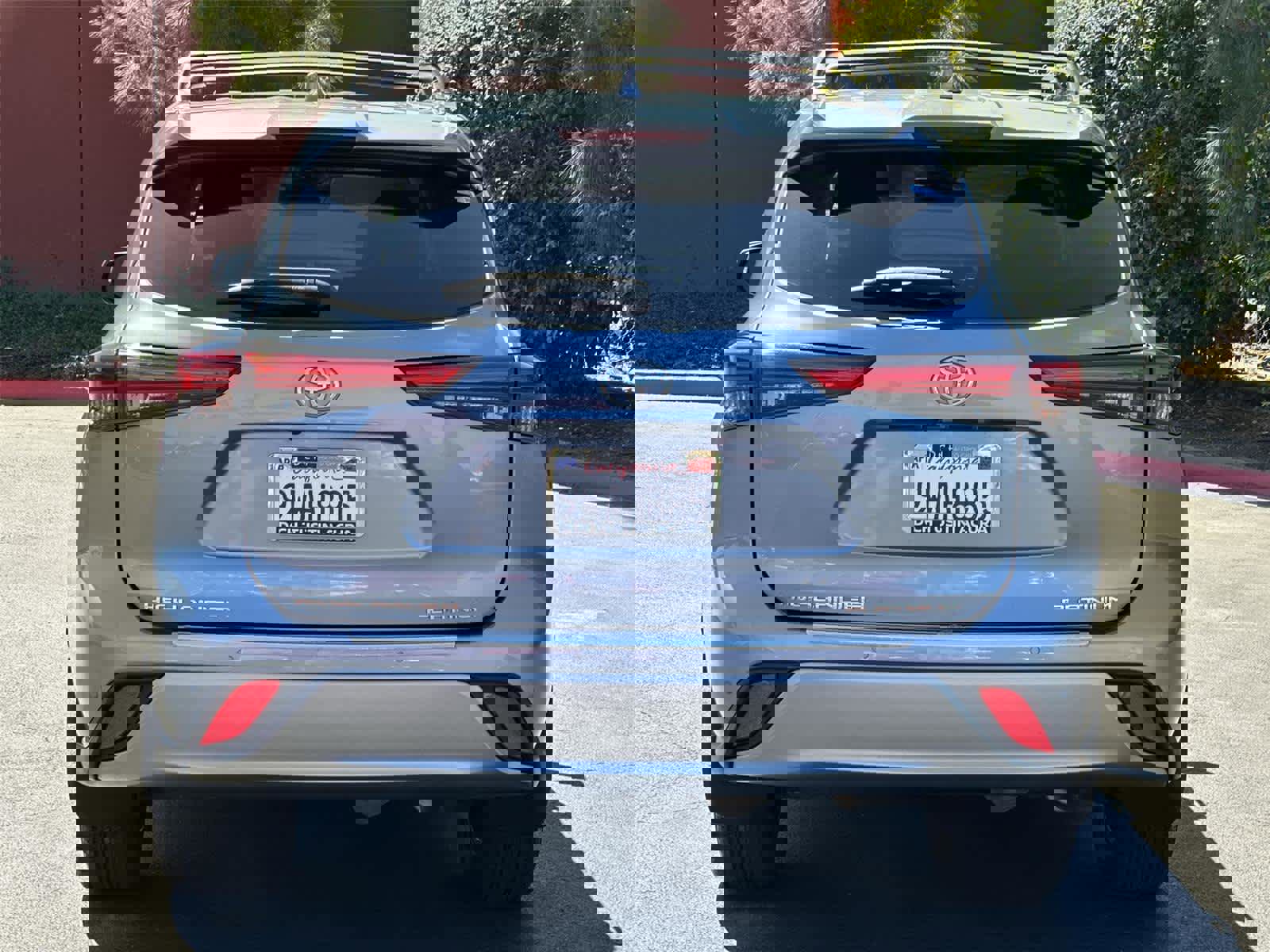 Used 2022 Toyota Highlander Platinum image 5