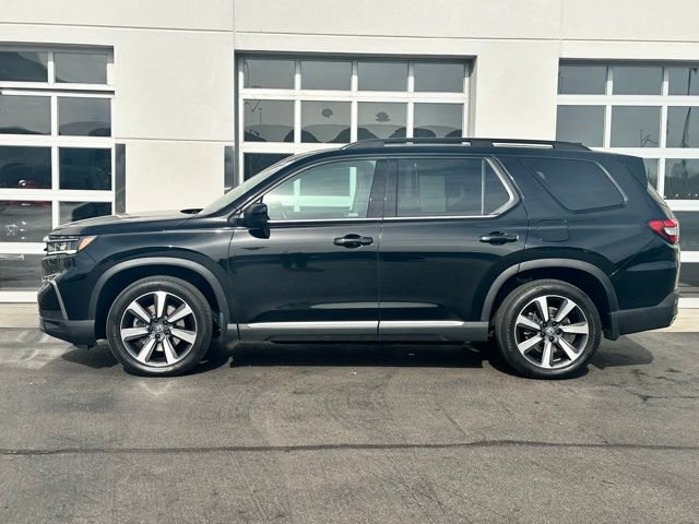 Certified 2023 Honda Pilot Touring image 3