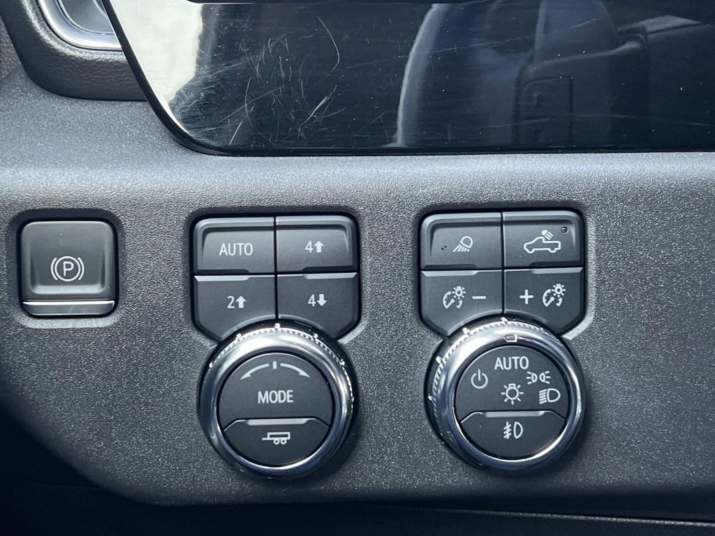 Used 2022 GMC Sierra 1500 Elevation w/ Elevation Premium Package image 24